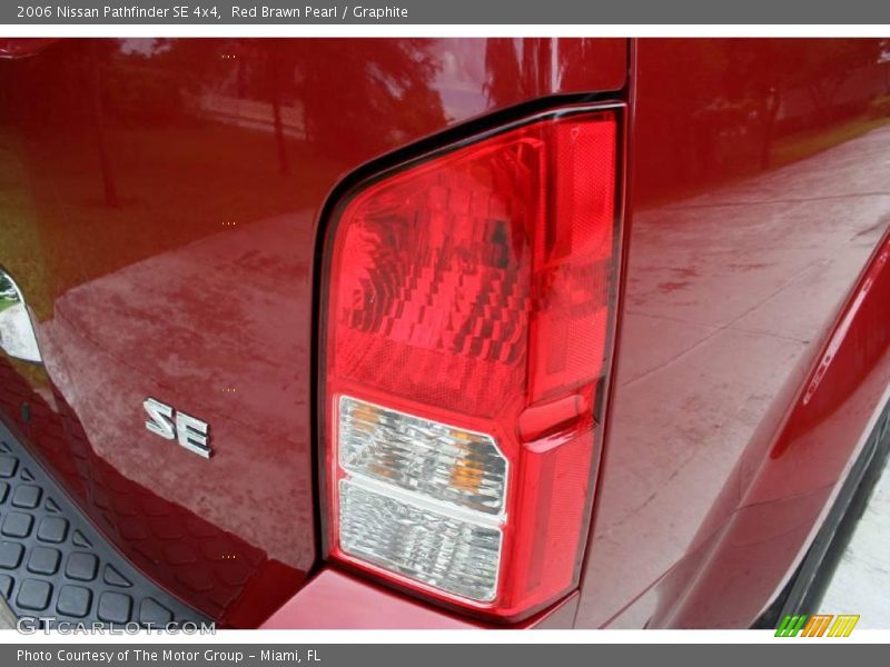 Red Brawn Pearl / Graphite 2006 Nissan Pathfinder SE 4x4