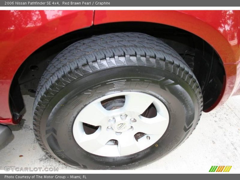 Red Brawn Pearl / Graphite 2006 Nissan Pathfinder SE 4x4