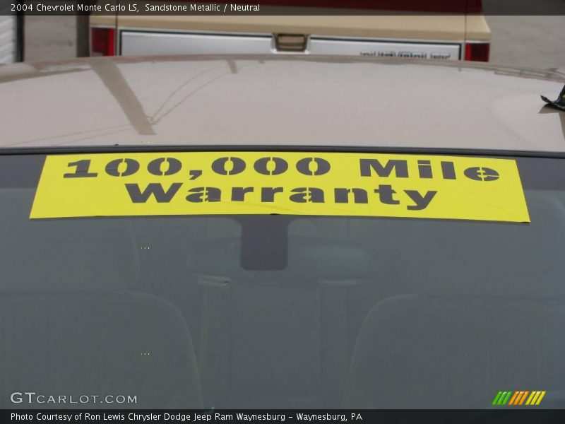 Sandstone Metallic / Neutral 2004 Chevrolet Monte Carlo LS