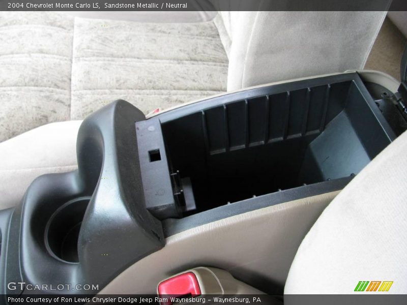 Sandstone Metallic / Neutral 2004 Chevrolet Monte Carlo LS