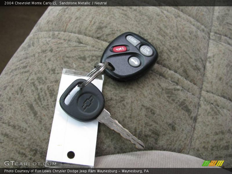 Sandstone Metallic / Neutral 2004 Chevrolet Monte Carlo LS