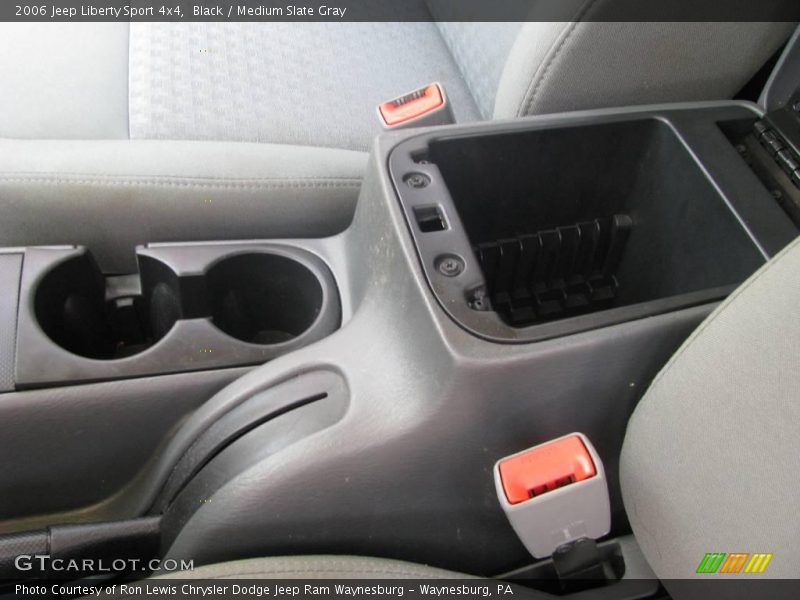 Black / Medium Slate Gray 2006 Jeep Liberty Sport 4x4