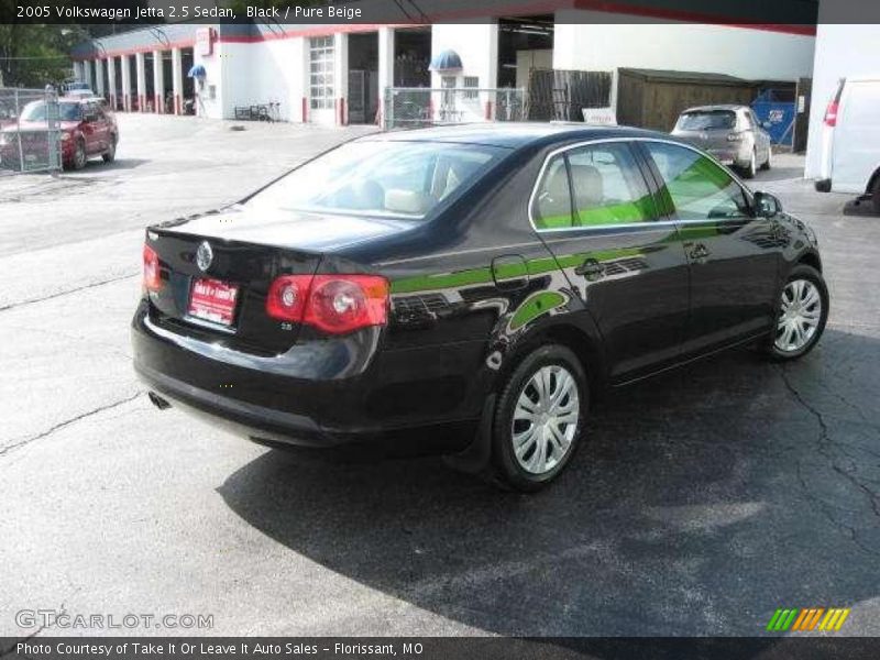 Black / Pure Beige 2005 Volkswagen Jetta 2.5 Sedan