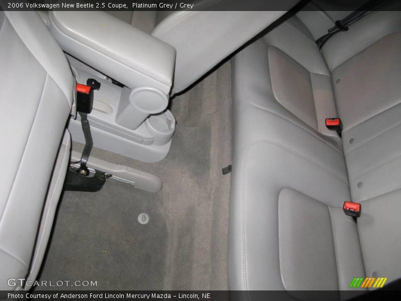Platinum Grey / Grey 2006 Volkswagen New Beetle 2.5 Coupe
