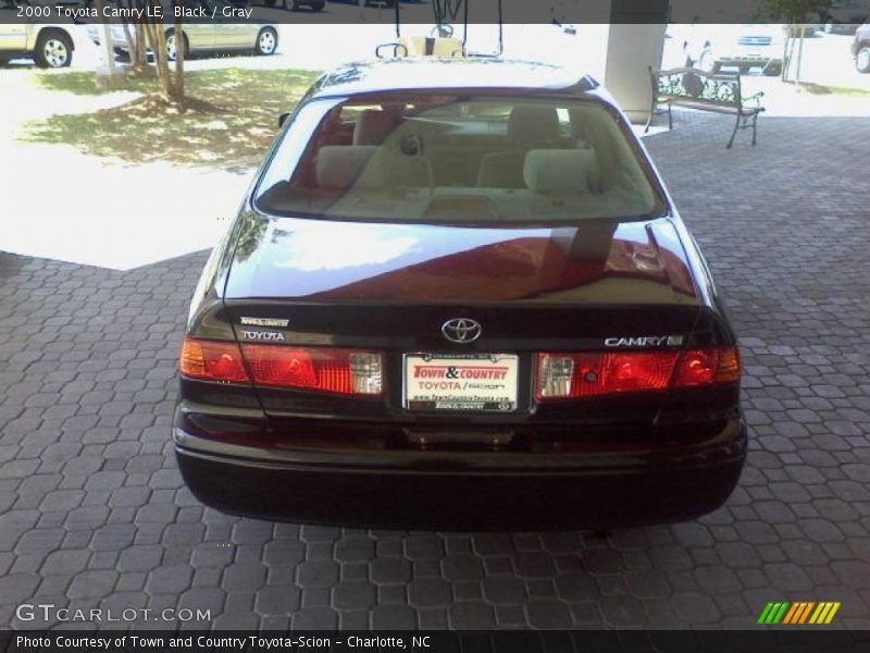 Black / Gray 2000 Toyota Camry LE