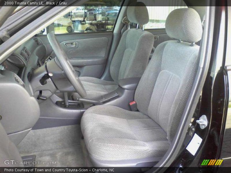 Black / Gray 2000 Toyota Camry LE