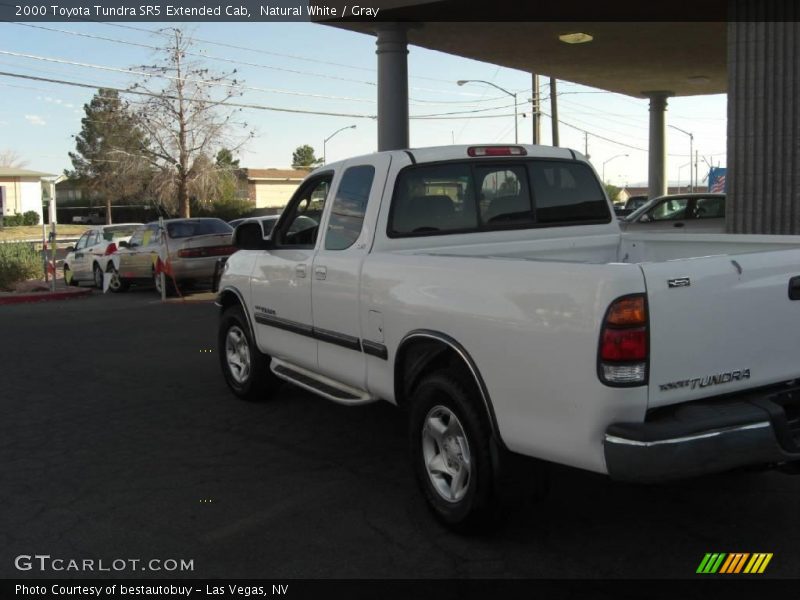 Natural White / Gray 2000 Toyota Tundra SR5 Extended Cab