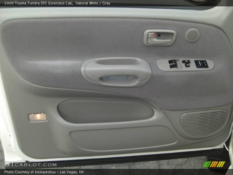 Natural White / Gray 2000 Toyota Tundra SR5 Extended Cab