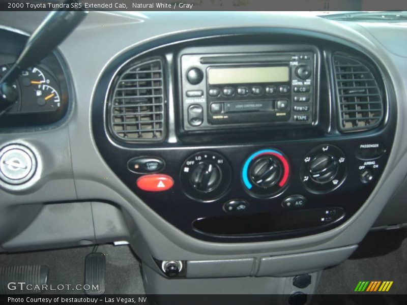 Natural White / Gray 2000 Toyota Tundra SR5 Extended Cab