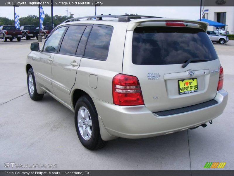 Vintage Gold Metallic / Ivory 2001 Toyota Highlander V6