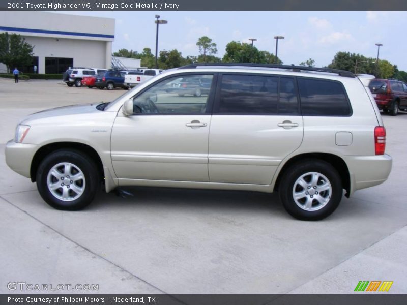 Vintage Gold Metallic / Ivory 2001 Toyota Highlander V6