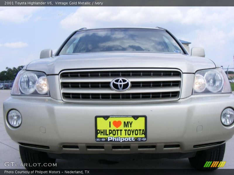 Vintage Gold Metallic / Ivory 2001 Toyota Highlander V6