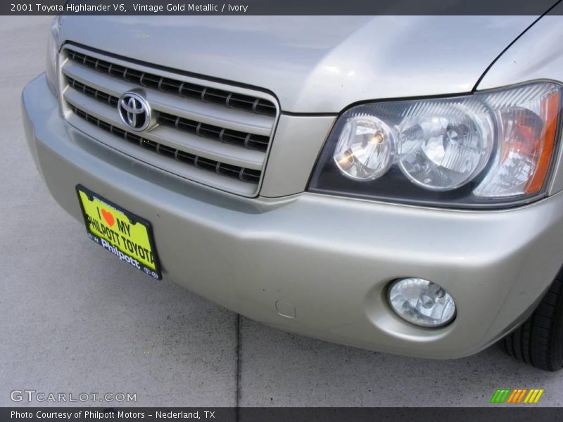 Vintage Gold Metallic / Ivory 2001 Toyota Highlander V6