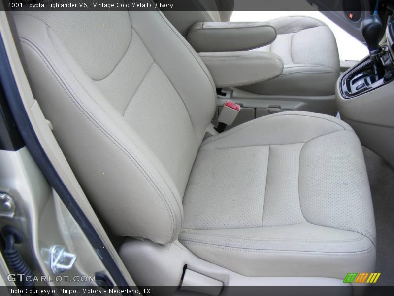 Vintage Gold Metallic / Ivory 2001 Toyota Highlander V6