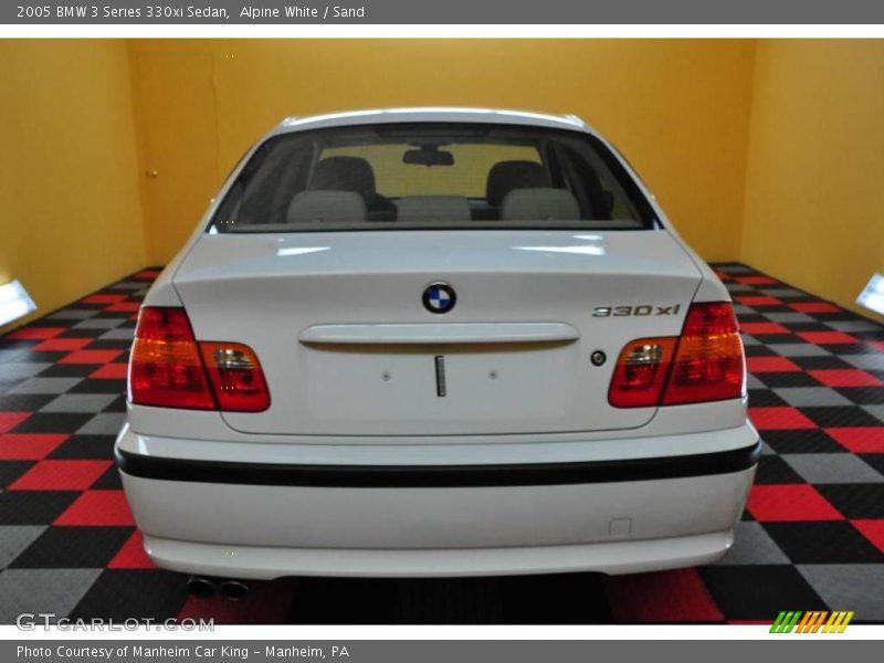 Alpine White / Sand 2005 BMW 3 Series 330xi Sedan
