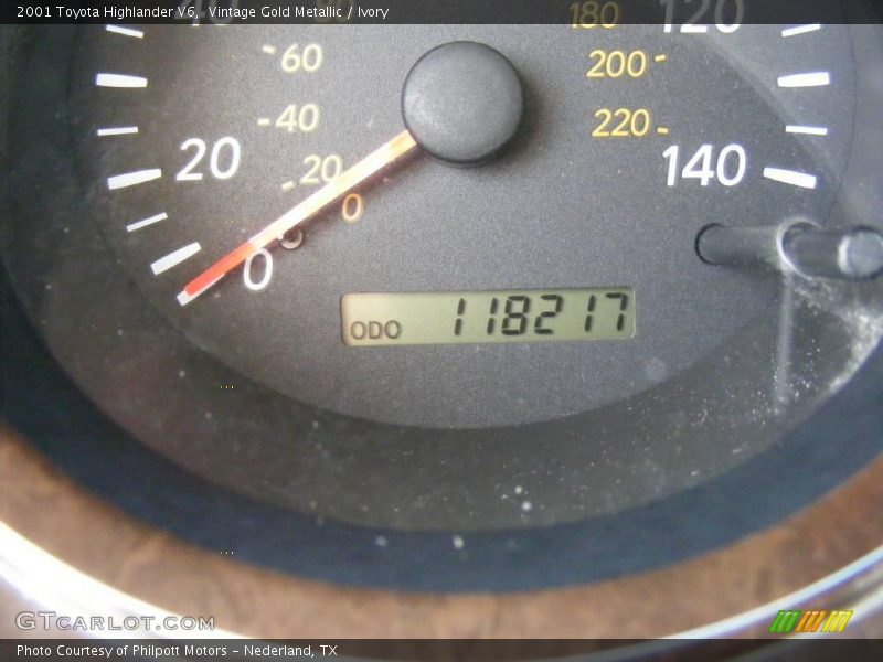 Vintage Gold Metallic / Ivory 2001 Toyota Highlander V6