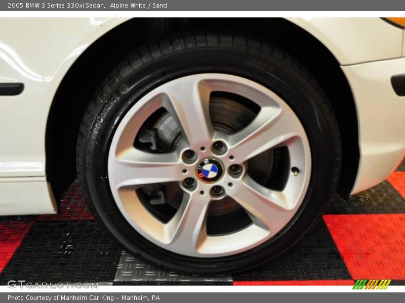 Alpine White / Sand 2005 BMW 3 Series 330xi Sedan