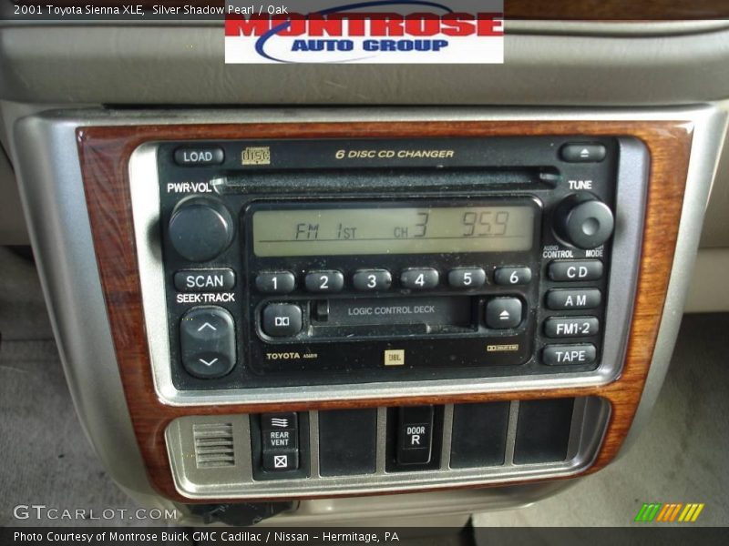Silver Shadow Pearl / Oak 2001 Toyota Sienna XLE