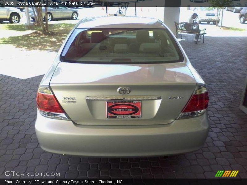 Lunar Mist Metallic / Gray 2005 Toyota Camry LE