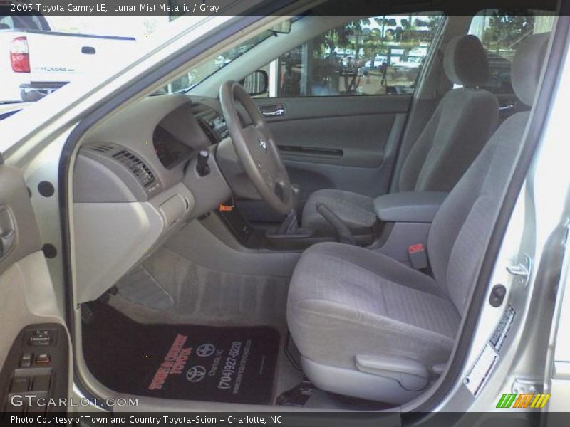 Lunar Mist Metallic / Gray 2005 Toyota Camry LE
