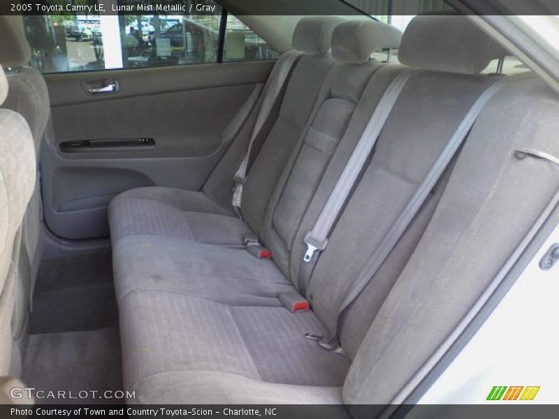 Lunar Mist Metallic / Gray 2005 Toyota Camry LE