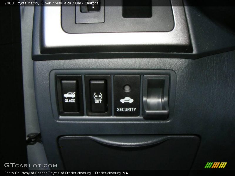 Silver Streak Mica / Dark Charcoal 2008 Toyota Matrix