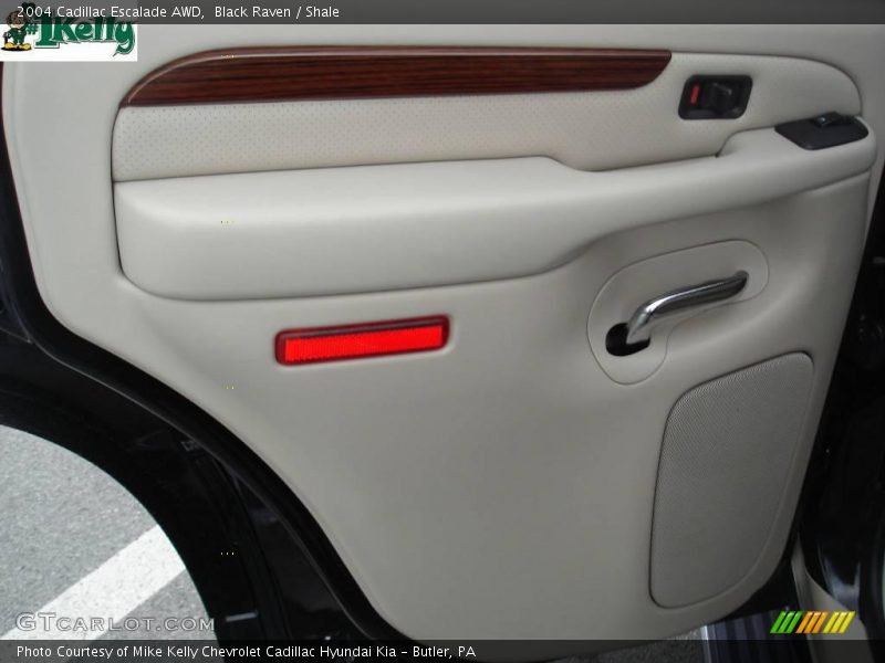 Black Raven / Shale 2004 Cadillac Escalade AWD