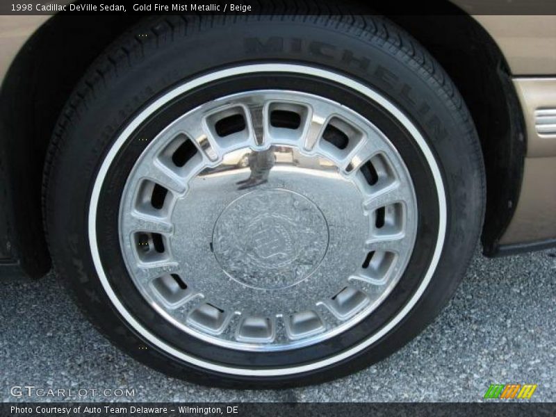 Gold Fire Mist Metallic / Beige 1998 Cadillac DeVille Sedan