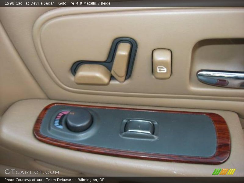 Gold Fire Mist Metallic / Beige 1998 Cadillac DeVille Sedan