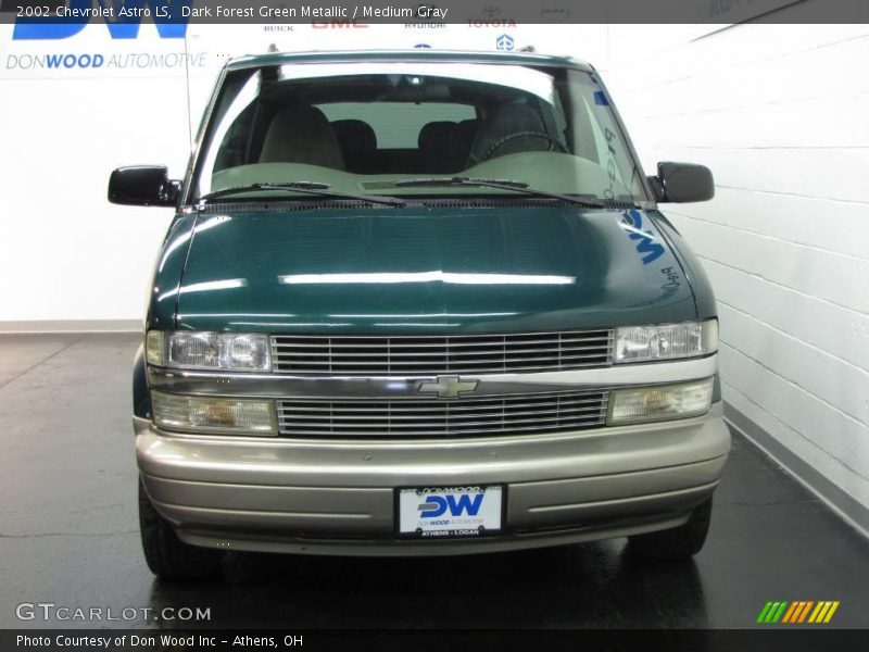 Dark Forest Green Metallic / Medium Gray 2002 Chevrolet Astro LS