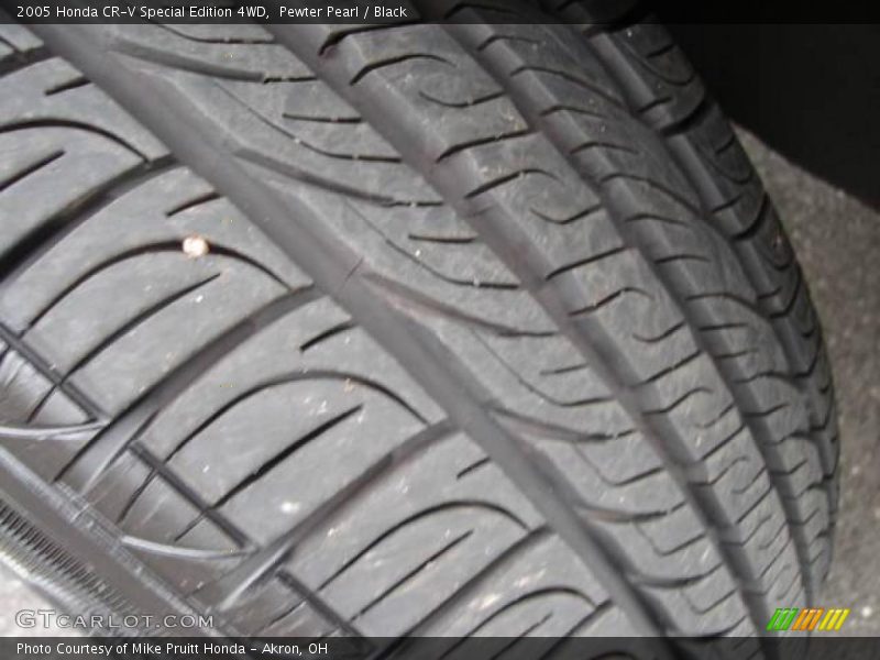 Pewter Pearl / Black 2005 Honda CR-V Special Edition 4WD