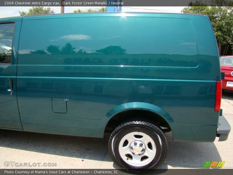 Dark Forest Green Metallic / Neutral 2004 Chevrolet Astro Cargo Van