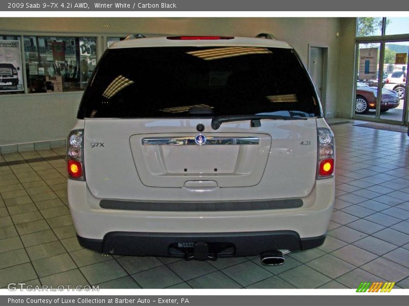 Winter White / Carbon Black 2009 Saab 9-7X 4.2i AWD