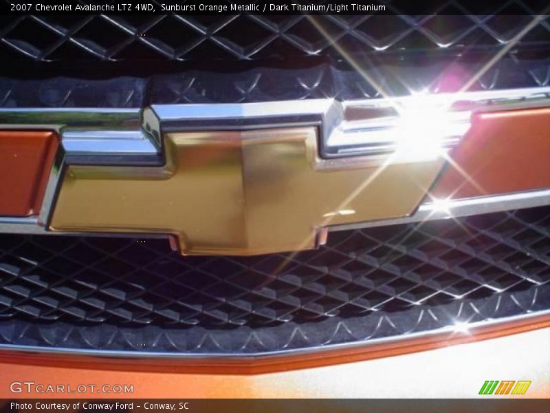 Sunburst Orange Metallic / Dark Titanium/Light Titanium 2007 Chevrolet Avalanche LTZ 4WD
