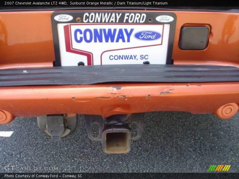 Sunburst Orange Metallic / Dark Titanium/Light Titanium 2007 Chevrolet Avalanche LTZ 4WD