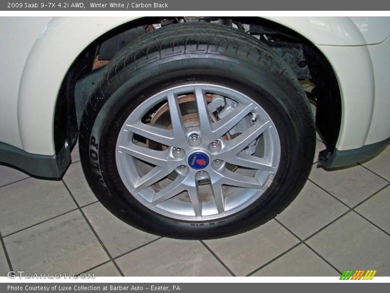Winter White / Carbon Black 2009 Saab 9-7X 4.2i AWD