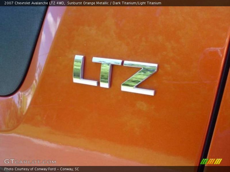 Sunburst Orange Metallic / Dark Titanium/Light Titanium 2007 Chevrolet Avalanche LTZ 4WD
