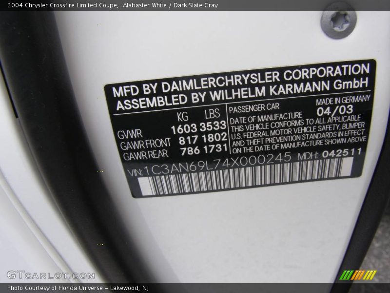 Alabaster White / Dark Slate Gray 2004 Chrysler Crossfire Limited Coupe