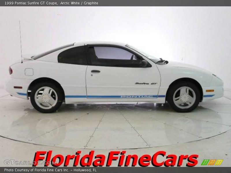 Arctic White / Graphite 1999 Pontiac Sunfire GT Coupe