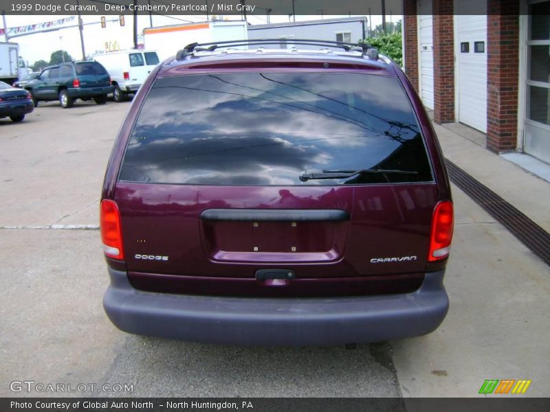 Deep Cranberry Pearlcoat / Mist Gray 1999 Dodge Caravan