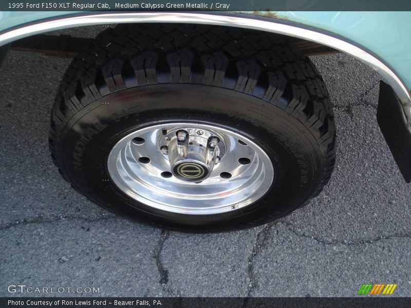 Medium Calypso Green Metallic / Gray 1995 Ford F150 XLT Regular Cab
