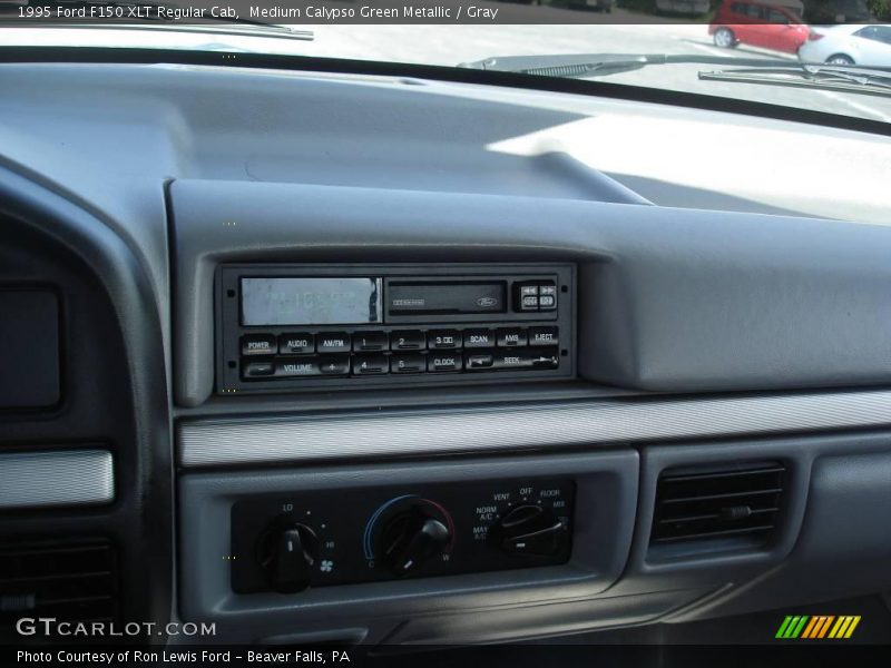 Medium Calypso Green Metallic / Gray 1995 Ford F150 XLT Regular Cab
