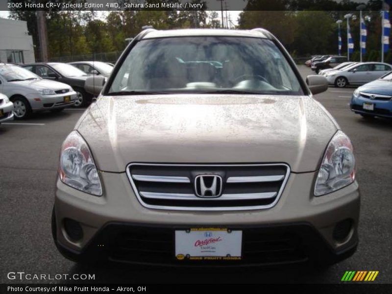 Sahara Sand Metallic / Ivory 2005 Honda CR-V Special Edition 4WD