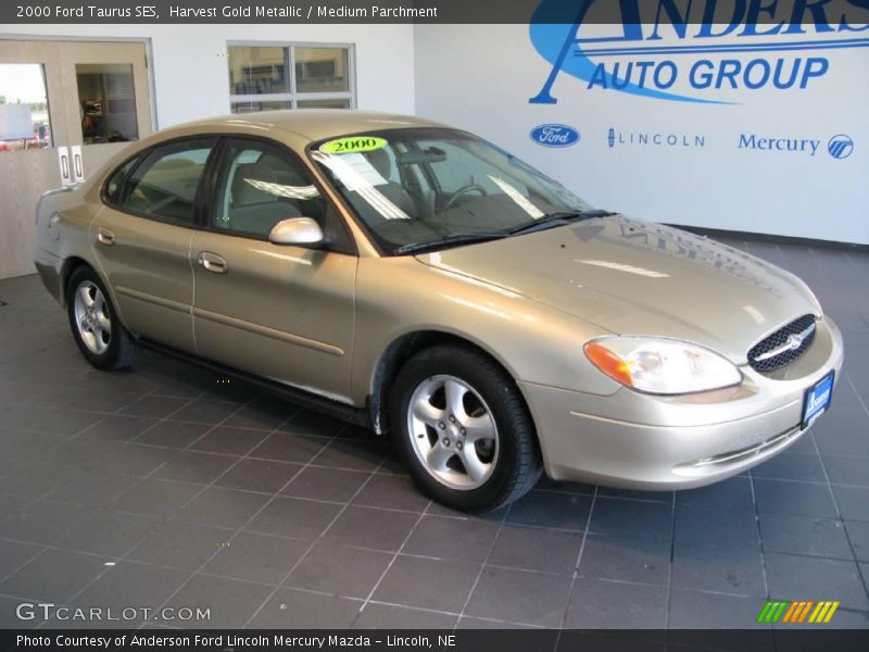 Harvest Gold Metallic / Medium Parchment 2000 Ford Taurus SES