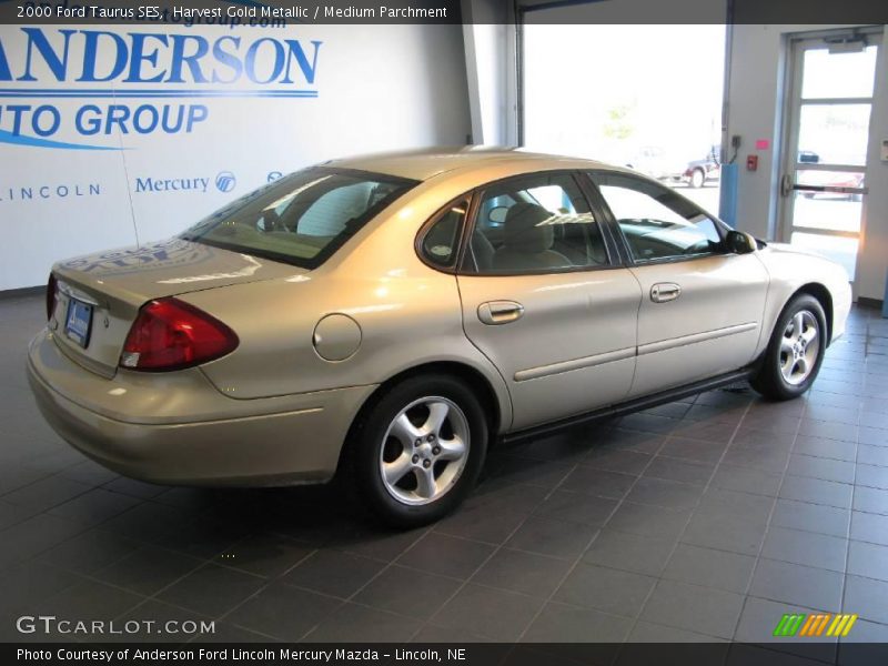 Harvest Gold Metallic / Medium Parchment 2000 Ford Taurus SES