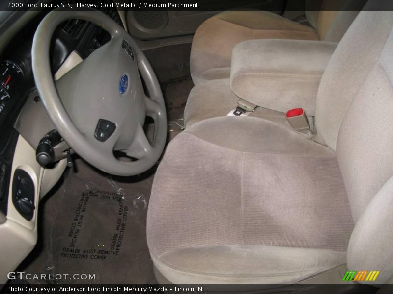 Harvest Gold Metallic / Medium Parchment 2000 Ford Taurus SES