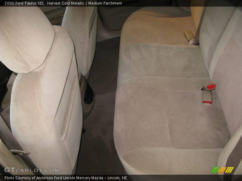 Harvest Gold Metallic / Medium Parchment 2000 Ford Taurus SES