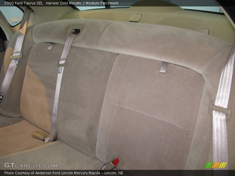 Harvest Gold Metallic / Medium Parchment 2000 Ford Taurus SES