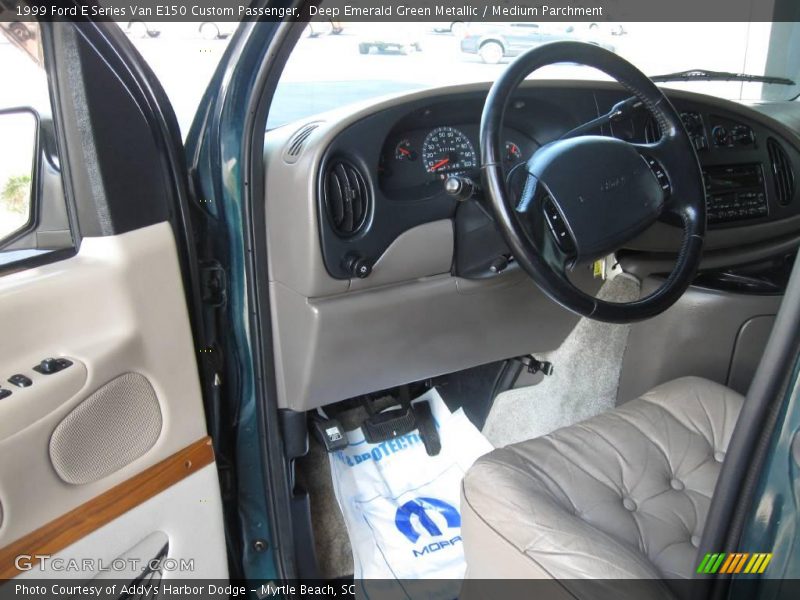 Deep Emerald Green Metallic / Medium Parchment 1999 Ford E Series Van E150 Custom Passenger