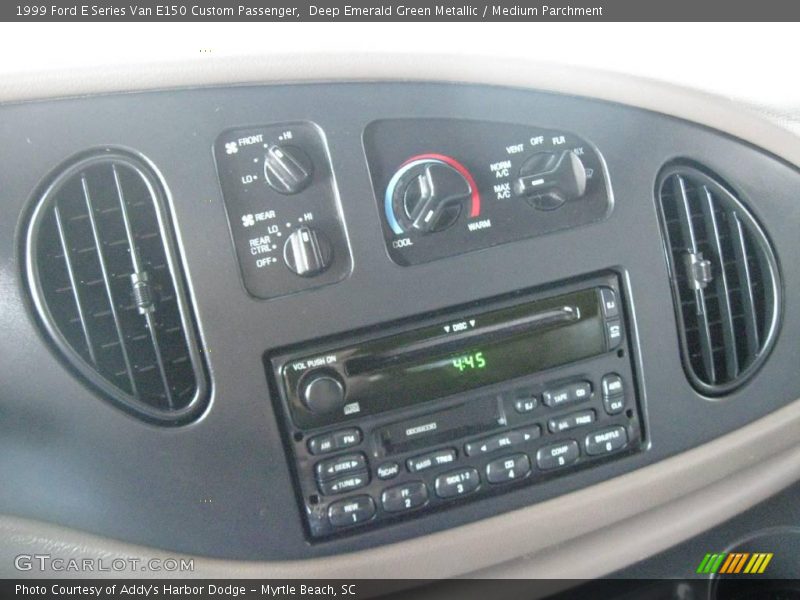 Deep Emerald Green Metallic / Medium Parchment 1999 Ford E Series Van E150 Custom Passenger